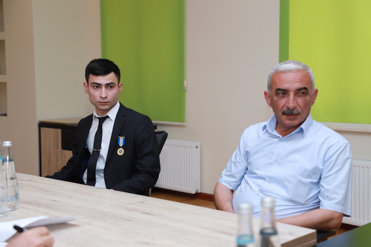 Mürsəl İbrahimov Tovuzda vətəndaşların problemlərini dinlədi - FOTOLAR